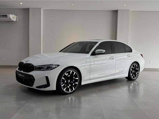 BMW 320i 2.0 16V TURBO FLEX M SPORT AUTOMÁTICO BMW 320i 2.0 16V TURBO FLEX M SPORT AUTOMÁTICO